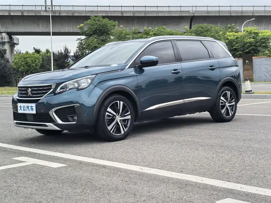 Peugeot 5008 2017