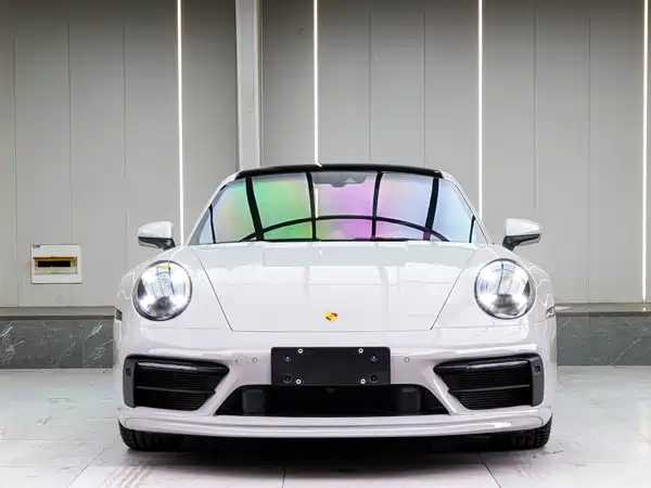 Porsche 911 2023
