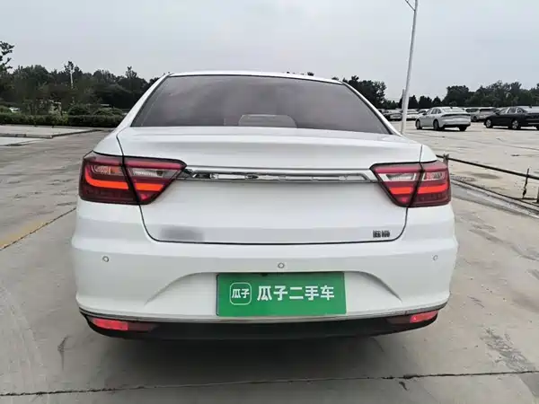 Geely Vision 2018