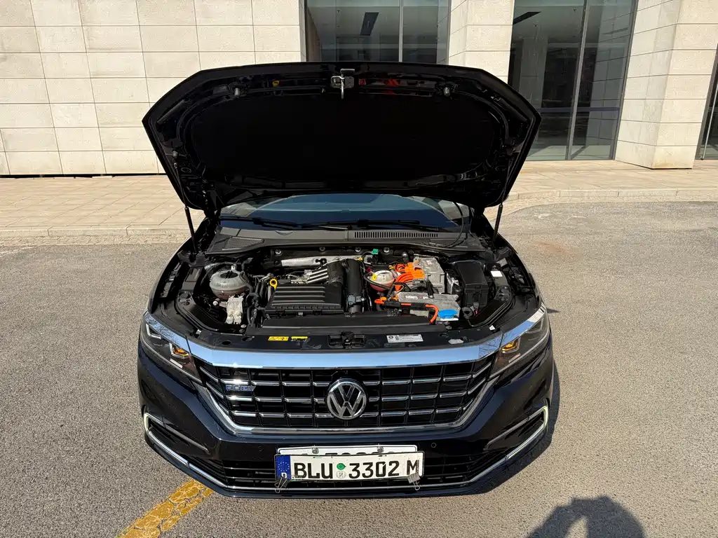 Volkswagen Passat PHEV 2020 — фото 15