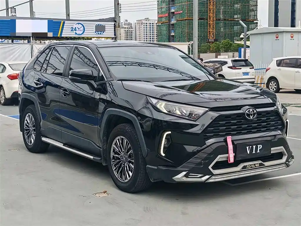 Toyota RAV4 2023