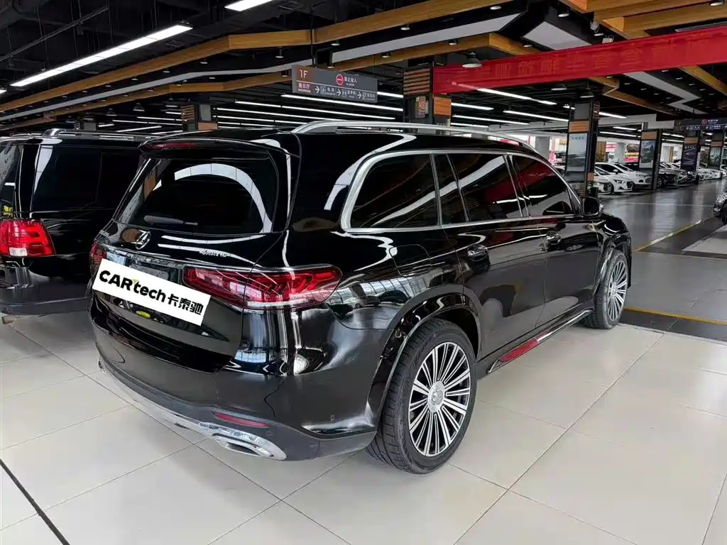 Mercedes-Benz GLS 2024 — фото 3
