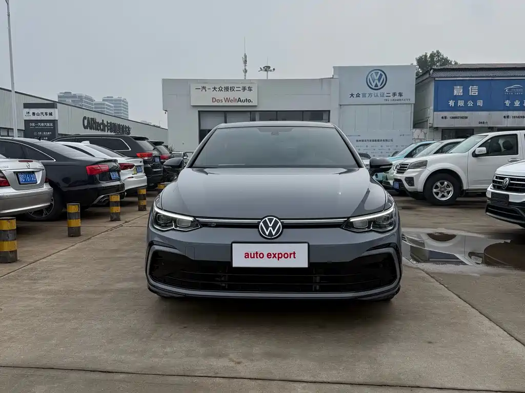 Volkswagen Golf 2022