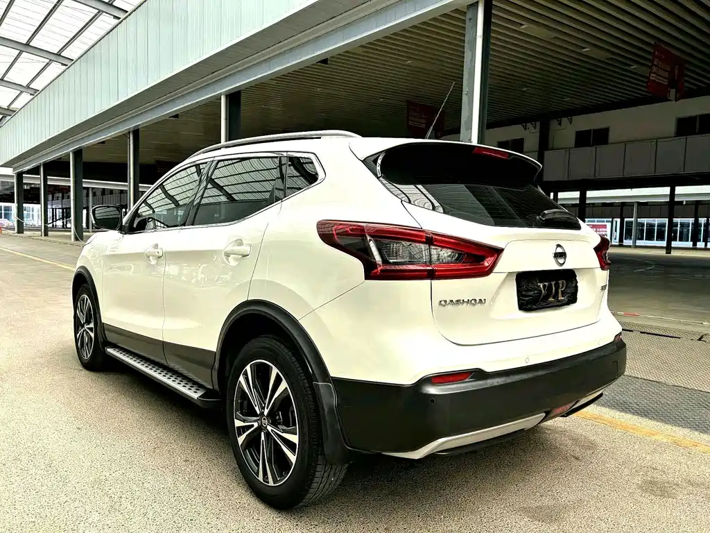 Nissan Qashqai 2022 — фото 18