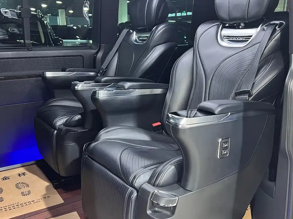 Volkswagen Multivan 2019 — фото 12