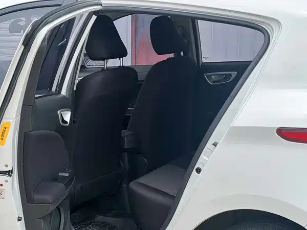 FAW Junpai D60 2016