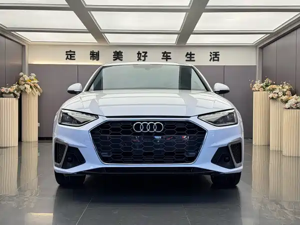 Audi A4L 2025