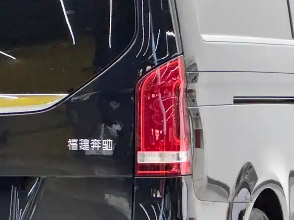Mercedes-Benz V-Class 2024