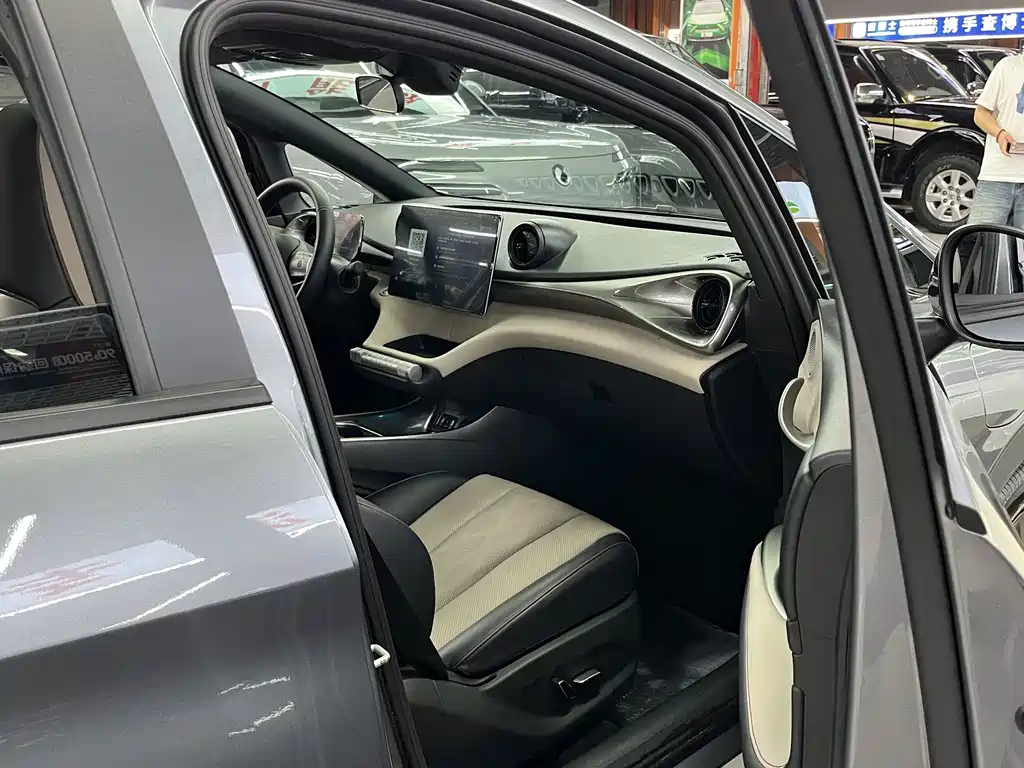 BYD Dolphin 2023 — фото 15