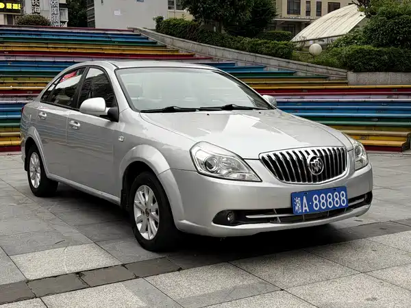 Buick Excelle 2013