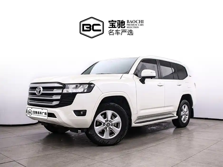 Toyota Land Cruiser 2024 — фото 1