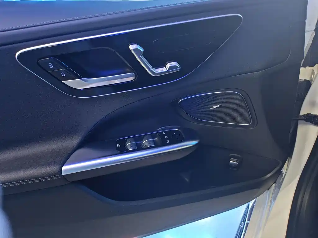 Mercedes-Benz C-Class 2022 — фото 14
