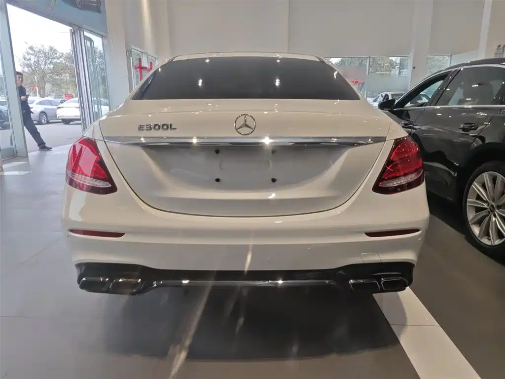 Mercedes-Benz E-Class 2020 — фото 3
