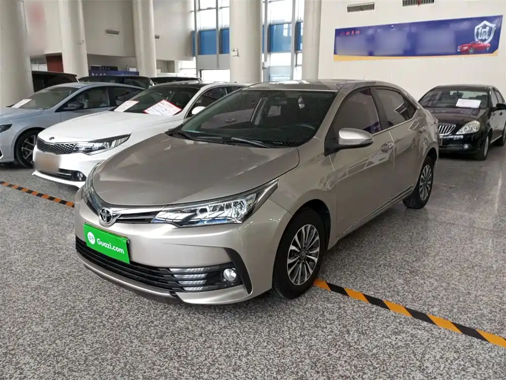 Toyota Corolla 2018 — фото 2