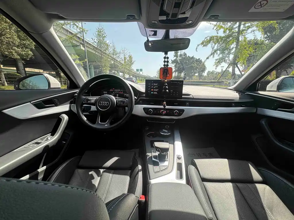 Audi A4L 2020