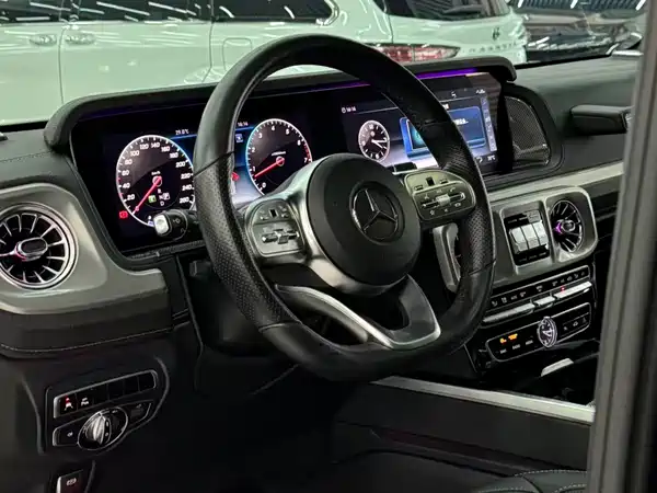 Mercedes-Benz G-Class 2019