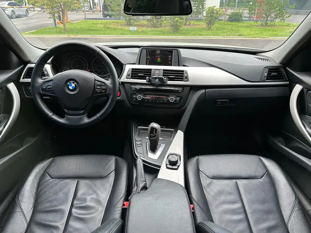 BMW 3 Series 2013 — фото 7