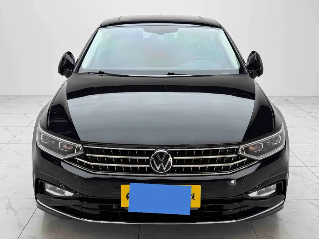Volkswagen Magotan 2024