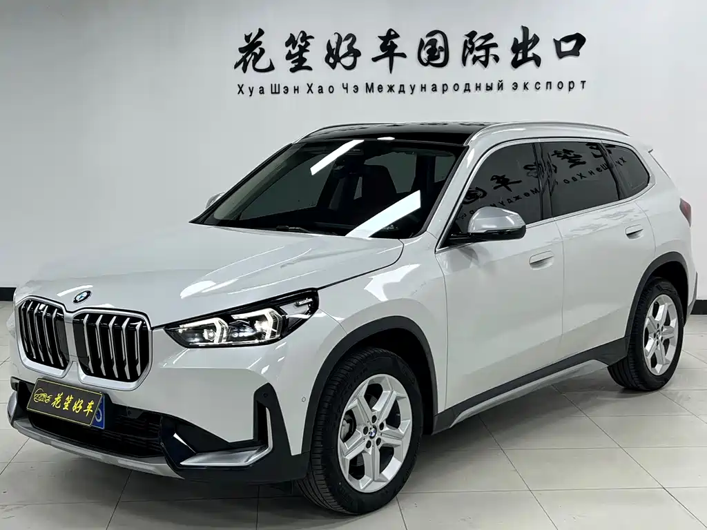 BMW X1 2023 — фото 1