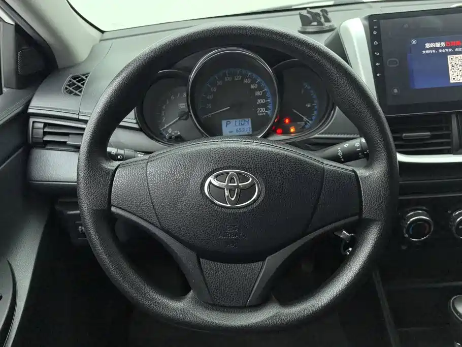 Toyota Yaris L 2018 — фото 15