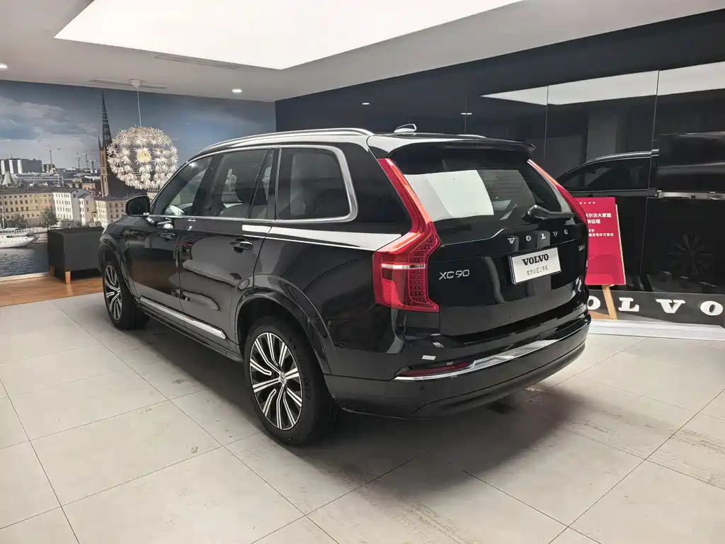Volvo XC90 2025 — фото 14