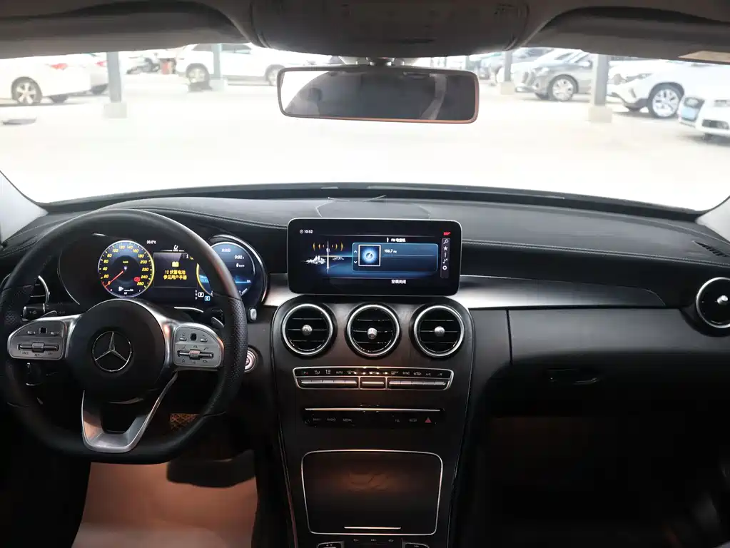 Mercedes-Benz C-Class 2020 — фото 9