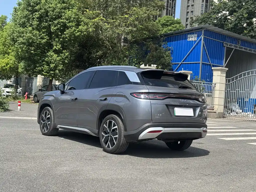 BYD Song L DM-i 2024 — фото 14