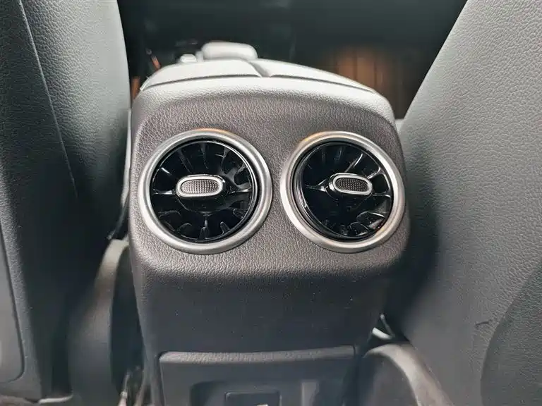 Mercedes-Benz A-Class 2023 — фото 22