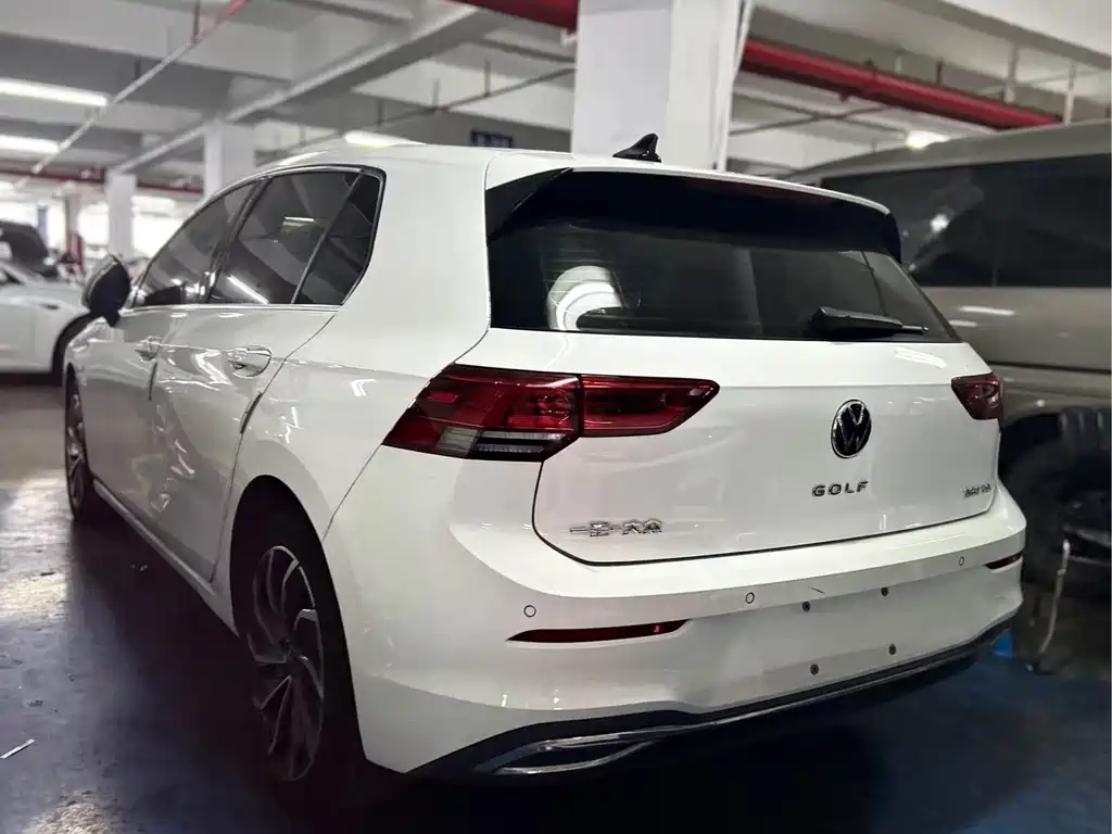 Volkswagen Golf 2022