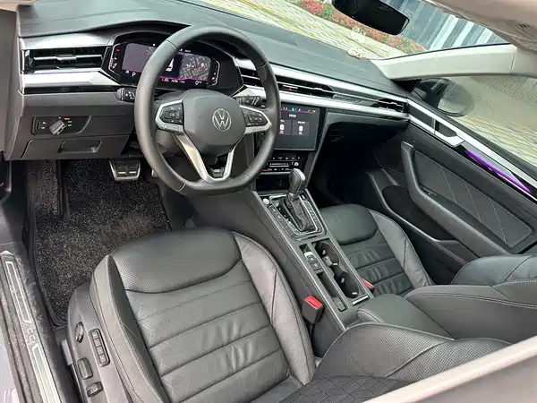 Volkswagen CC 2025