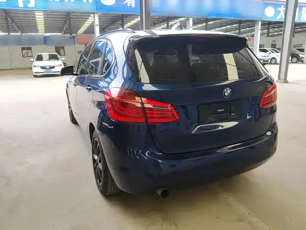 BMW 2 Series Station Wagon 2017