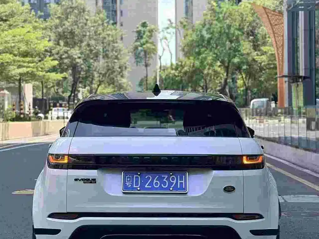 Land Rover Range Rover Evoque 2021 — фото 4