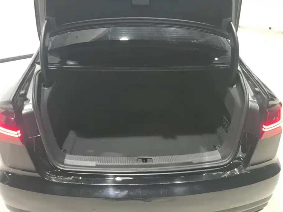 Audi A6L 2016