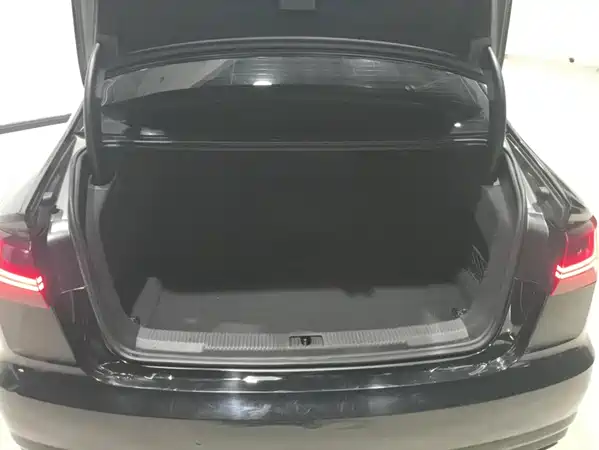 Audi A6L 2016