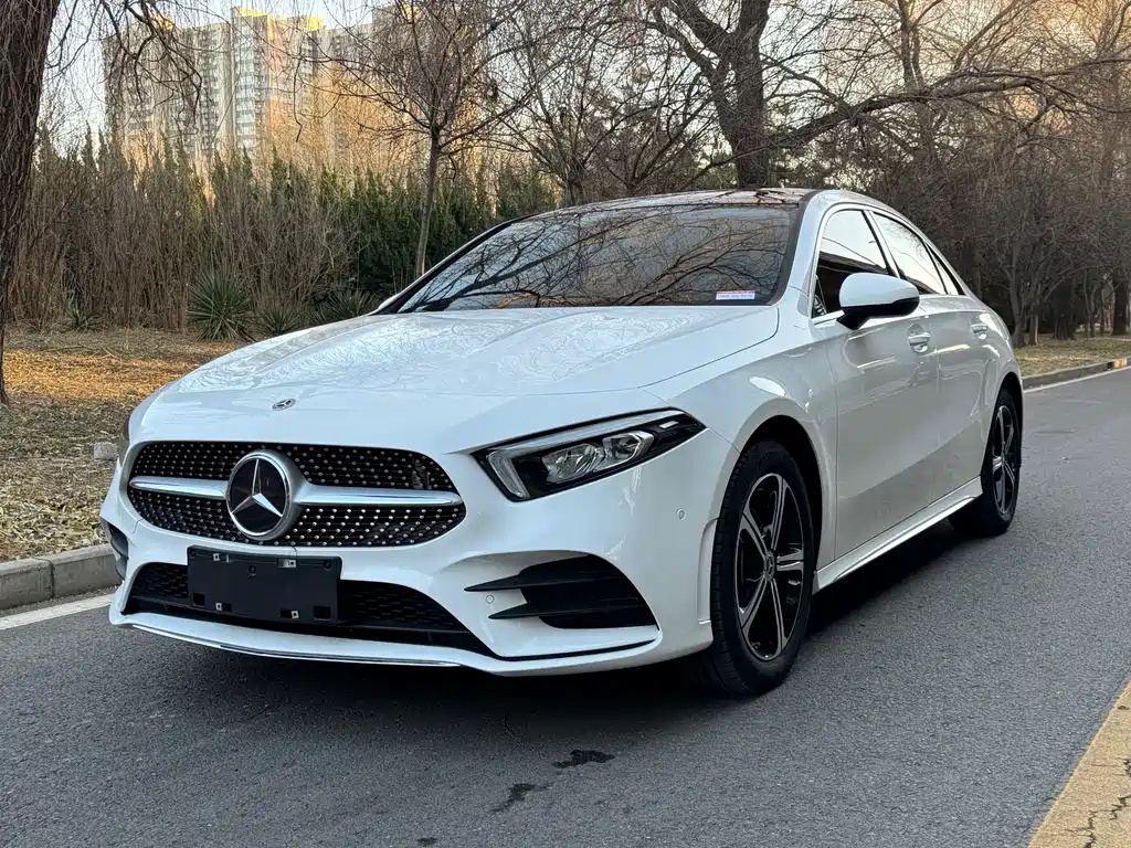 Mercedes-Benz A-Class 2023 — фото 1