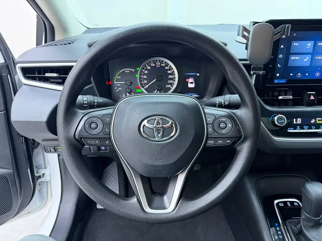 Toyota Corolla 2022 — фото 11