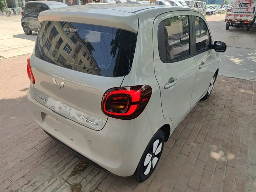 Wuling Hongguang MINIEV 2025