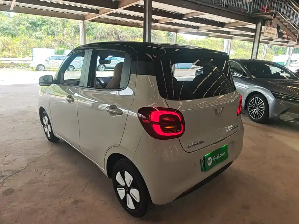 Wuling Hongguang MINIEV 2025