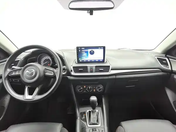 Mazda 3 Axela 2018