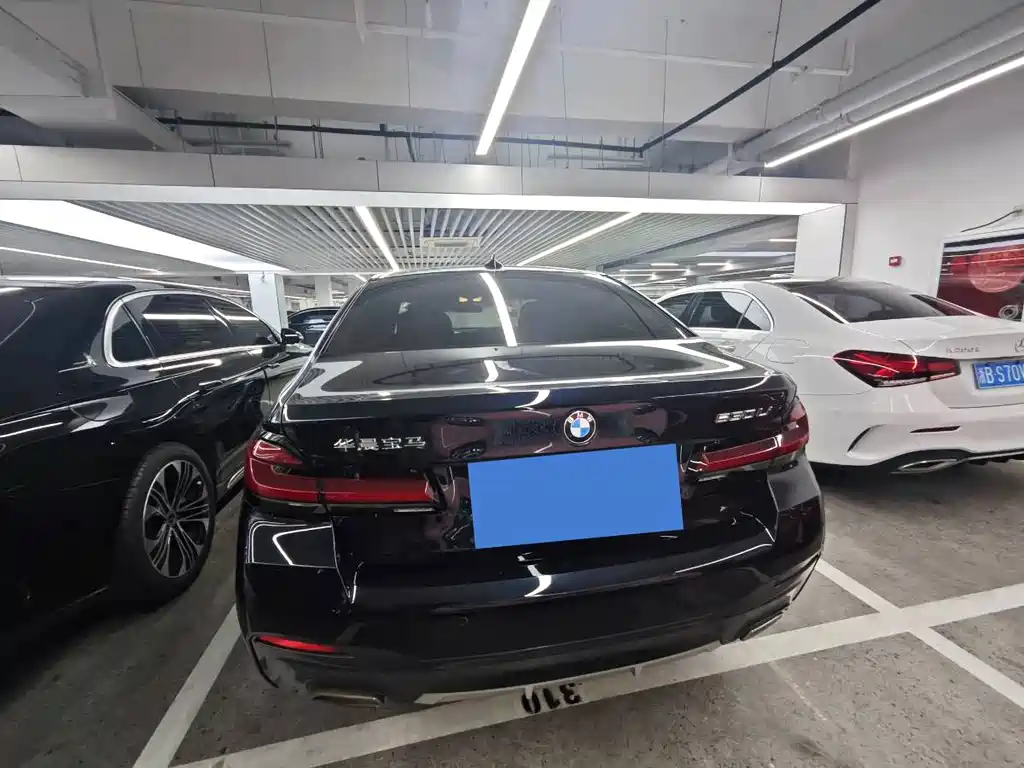 BMW 5 Series 2022