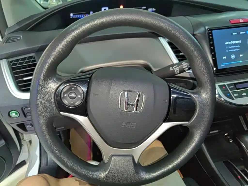 Honda Jade 2018 — фото 11