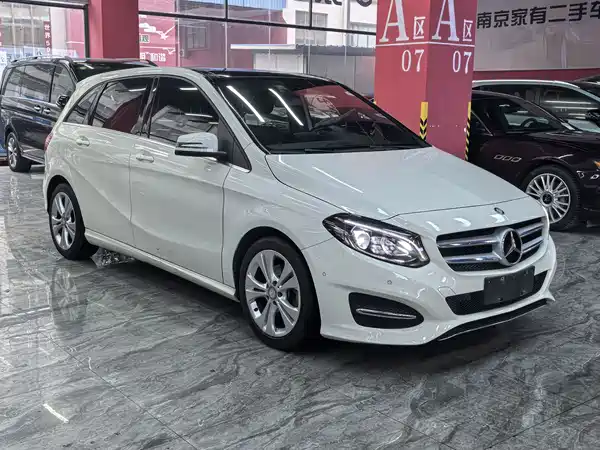 Mercedes-Benz B-Class 2015