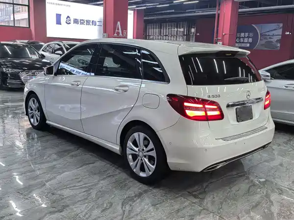 Mercedes-Benz B-Class 2015