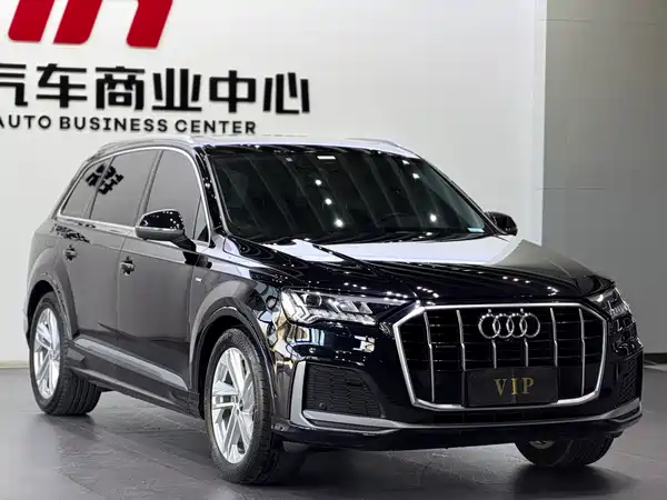 Audi Q7 2021