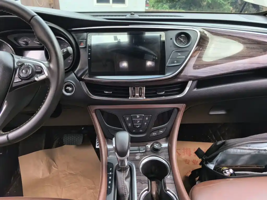 Buick Envision Plus 2016 — фото 13