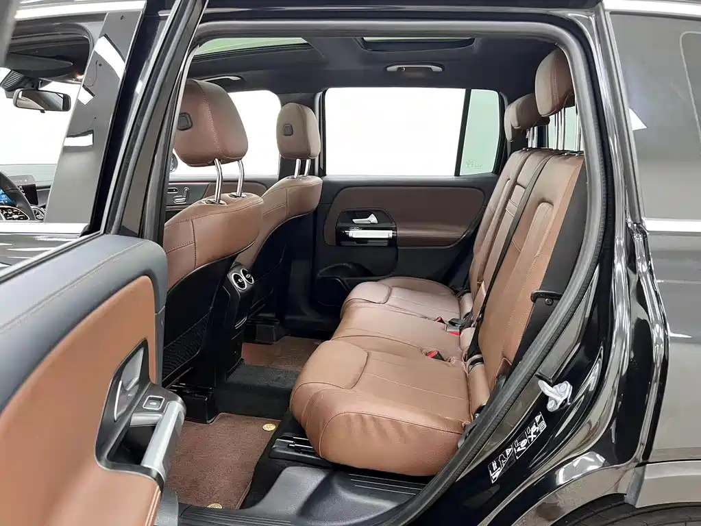 Mercedes-Benz GLB 2023 — фото 15