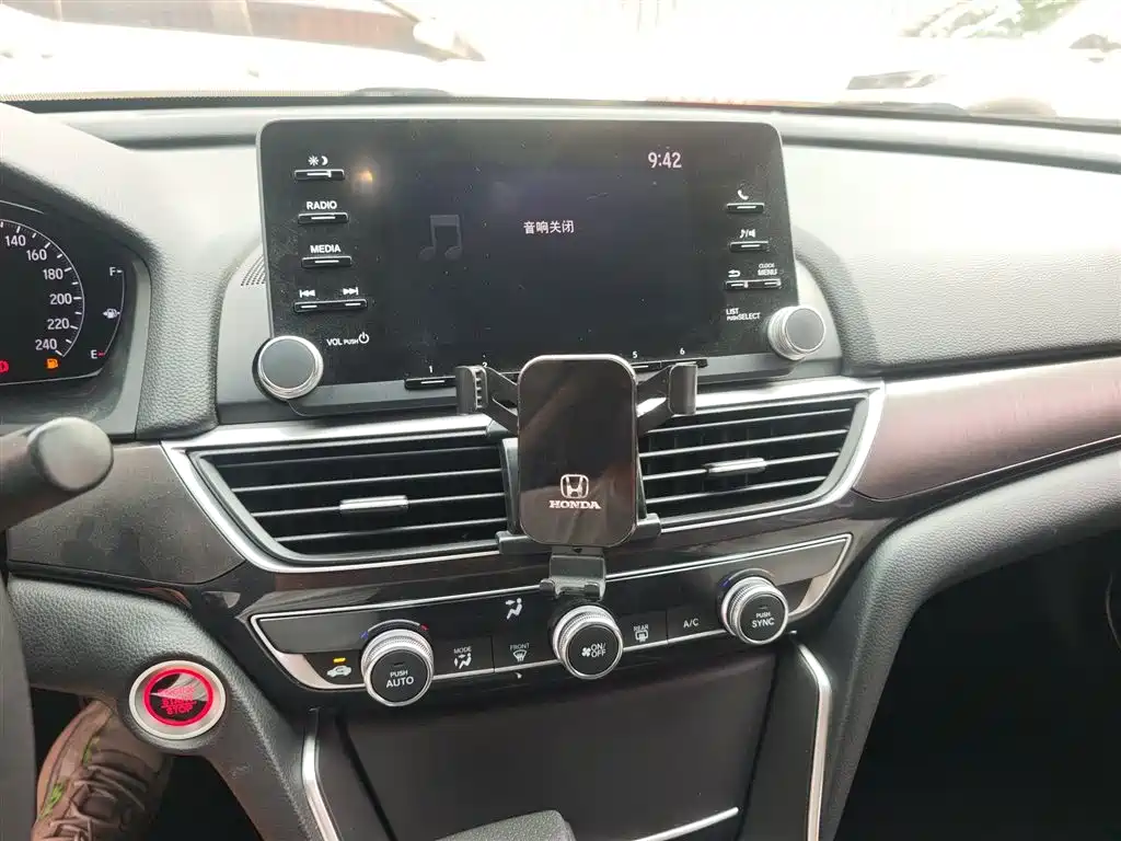 Honda Inspire 2019 — фото 6