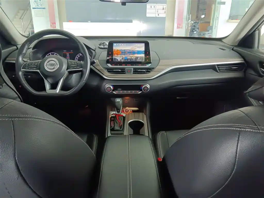 Nissan Teana 2021 — фото 10