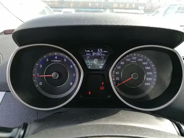 Hyundai Elantra Langdong 2016