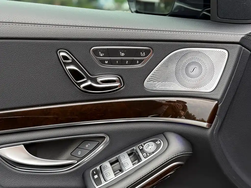 Mercedes-Benz Maybach S-Class 2020 — фото 9